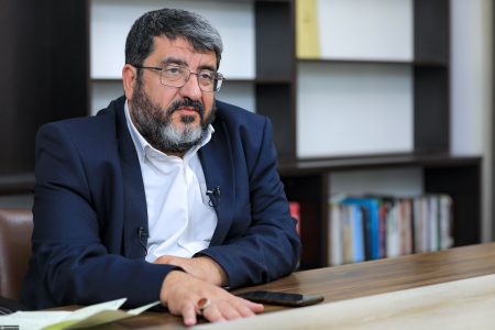 فواد ایزدی:سه رفراندوم در چهل‌و‌چهار سال؛ کارنامه حکمرانی کدام کشور مردمی‌تر است؟